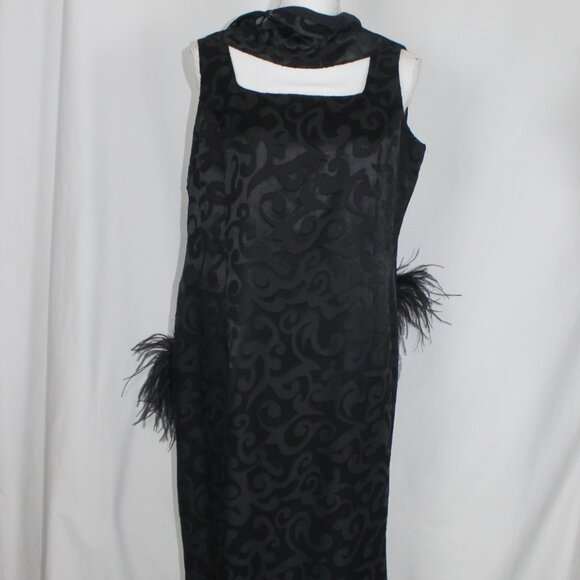 LORI WEIDNER Black Formal Dress Woman Size 14 Petite Maxi Length Sheath Boa Vtg. - Picture 8 of 12
